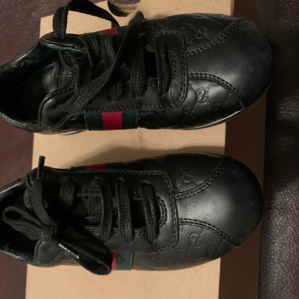 Authentic Gucci Boys Sneakers